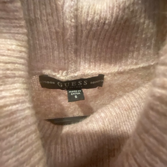 Turtle neck shirt in light pink - Picture 3 of 3